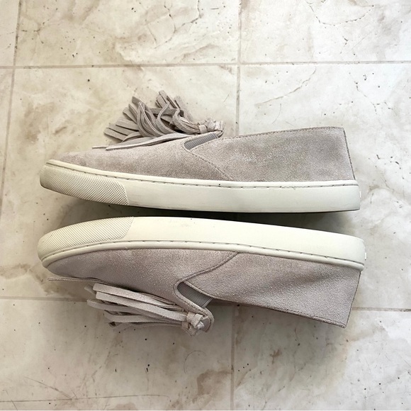 $250 Tory Burch Fria Fringe Tassel Light Grey Suede Slip On Sneakers size 8 - Picture 5 of 11